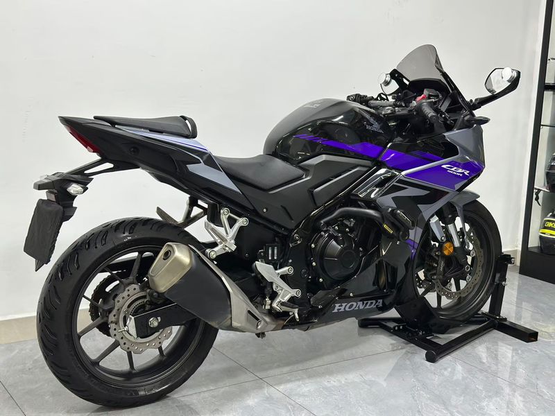 二手本田CBR400R