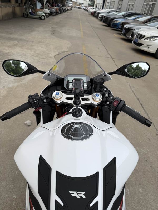 二手张雪机车500RR