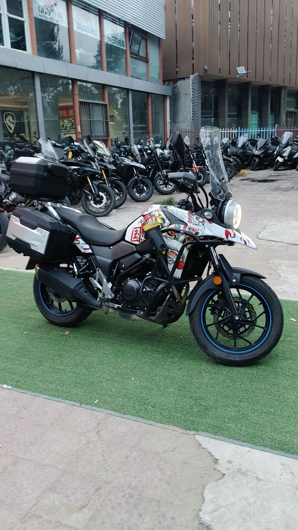 二手豪爵铃木DL250