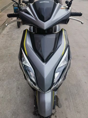 二手新大洲本田裂行 RX125Fi