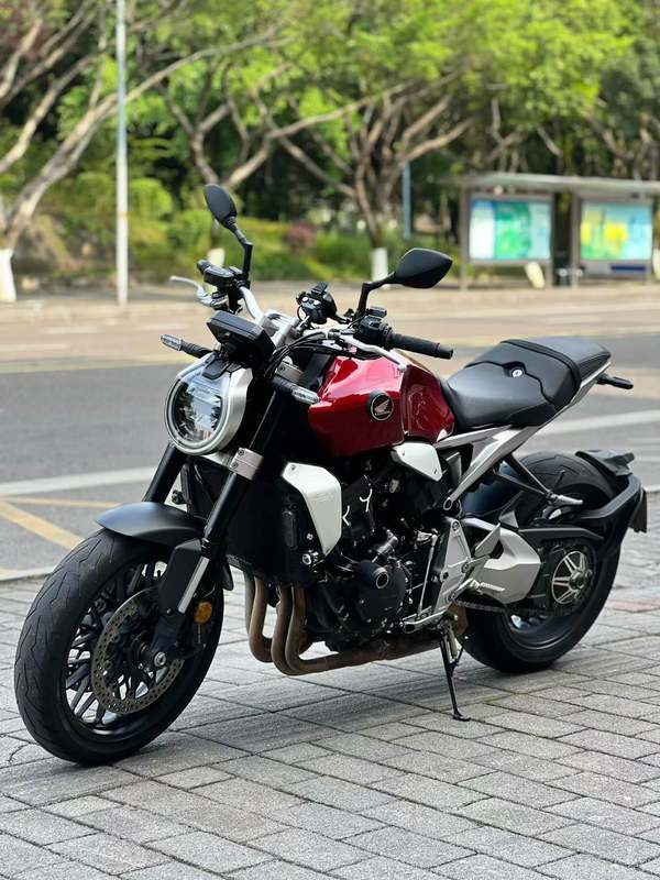 二手本田CB1000R