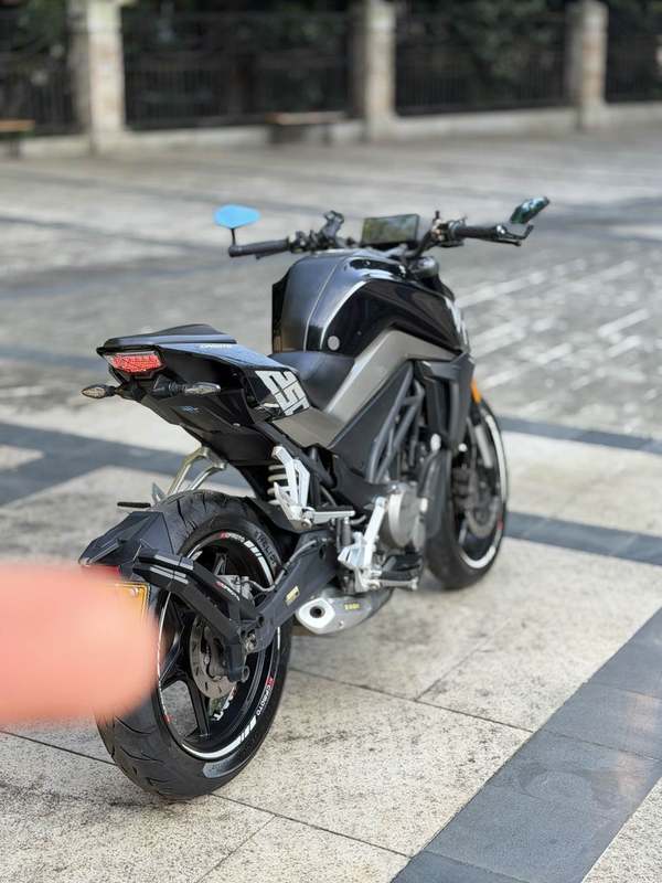 二手春风250NK