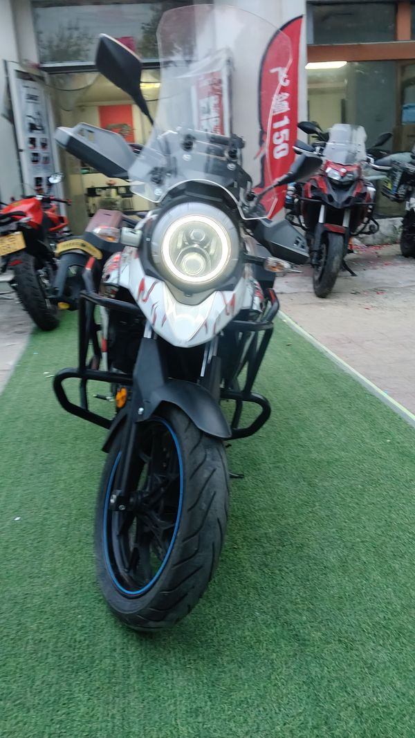 二手豪爵铃木DL250