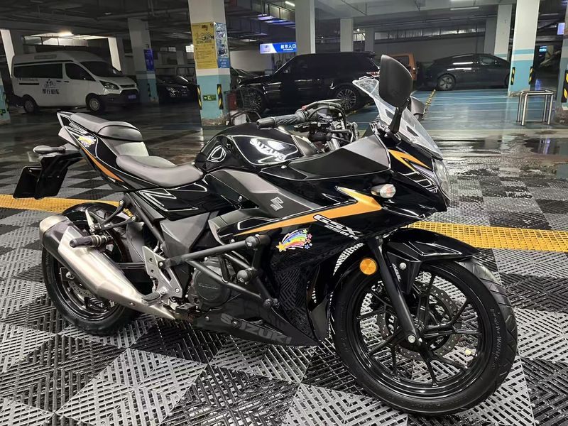 二手豪爵铃木GSX250R