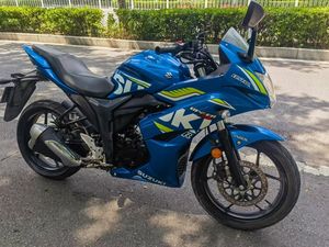 二手济南铃木极客飒 Gixxer 155