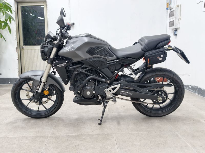 二手本田CB300R