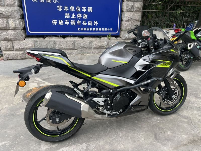 二手川崎Ninja 400