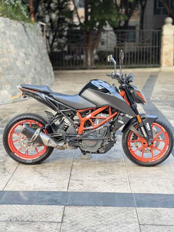 二手KTMR2R250 Duke