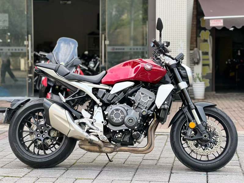 二手本田CB1000R