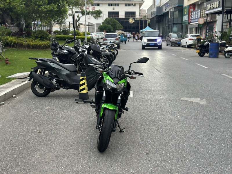 二手川崎Z650