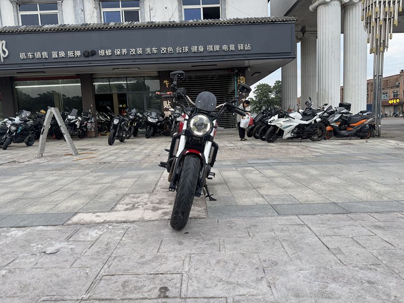 二手赛科龙RE3