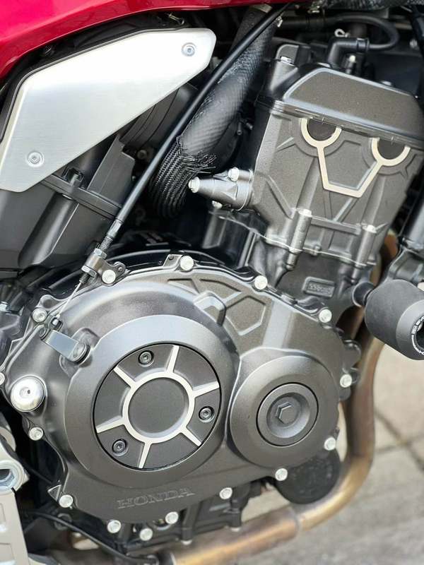 二手本田CB1000R