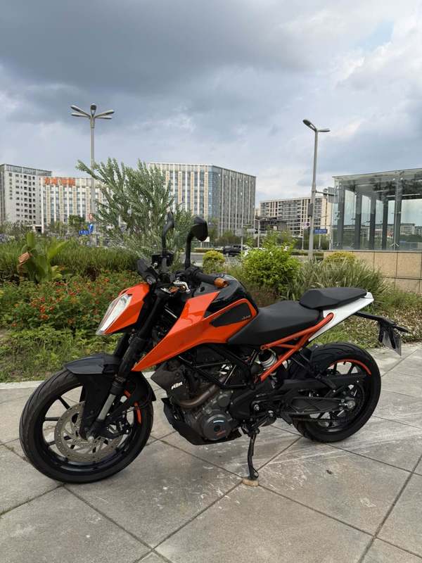 二手KTMR2R250 Duke