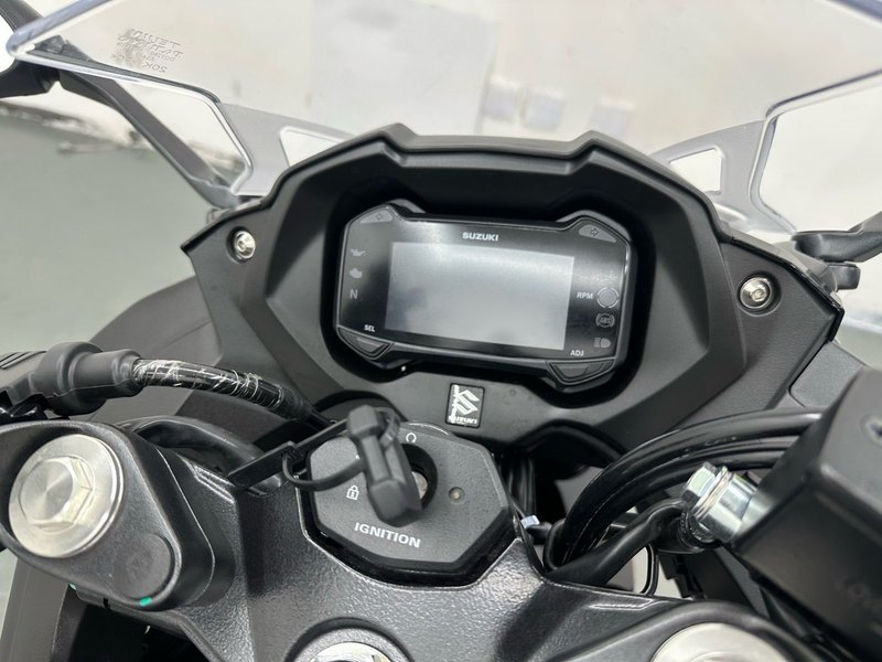 二手豪爵铃木GSX250R