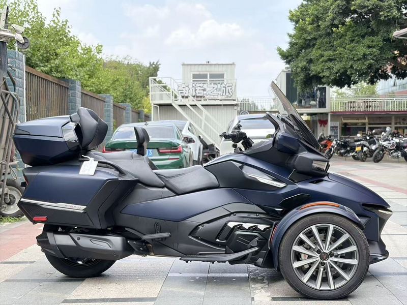 二手庞巴迪Spyder F3 