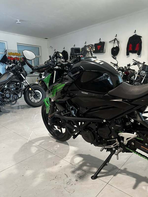 二手川崎Z400