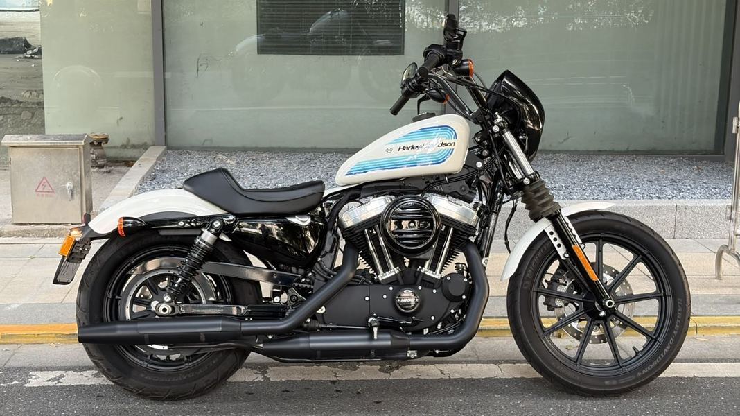 二手哈雷戴维森Iron883 硬汉