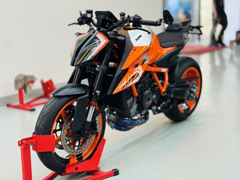二手KTMR2R1290 Super Duke