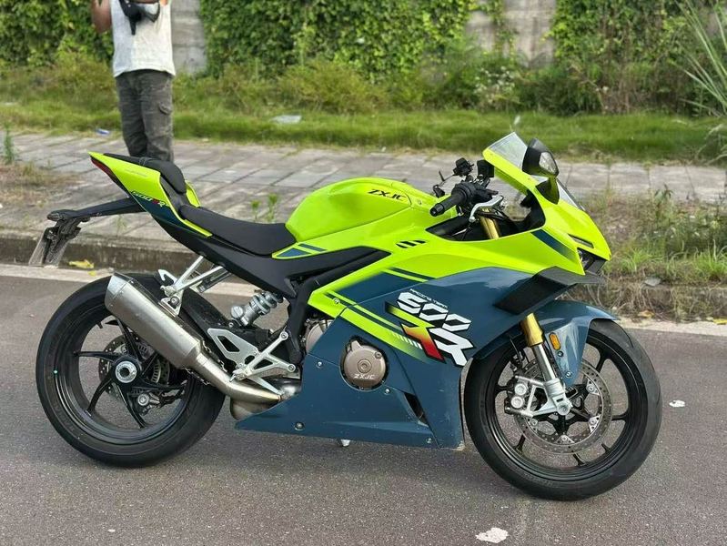 二手张雪机车500RR