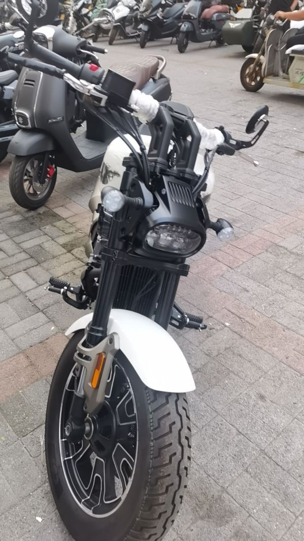 二手QJMOTOR闪350