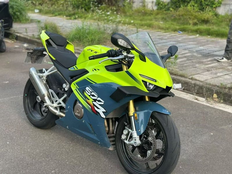 二手张雪机车500RR