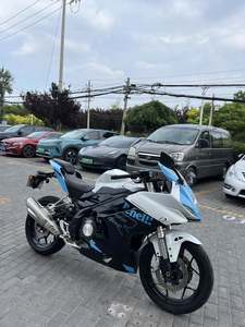 二手贝纳利龙卷风 Tornado 302R