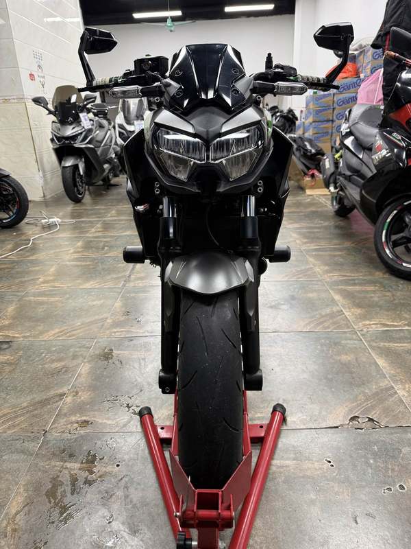 二手川崎Z650