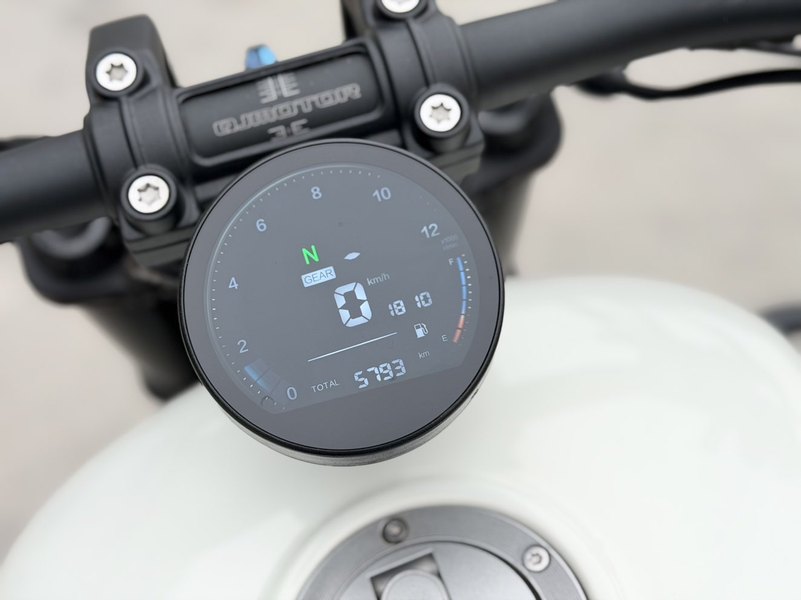 二手QJMOTOR闪350