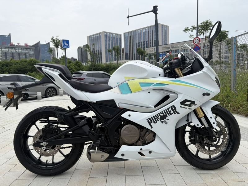 二手QJMOTOR赛250