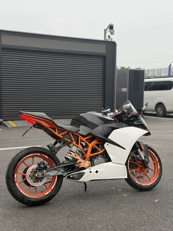 二手KTMR2RRC 390 