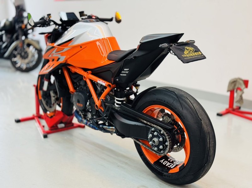 二手KTMR2R1290 Super Duke