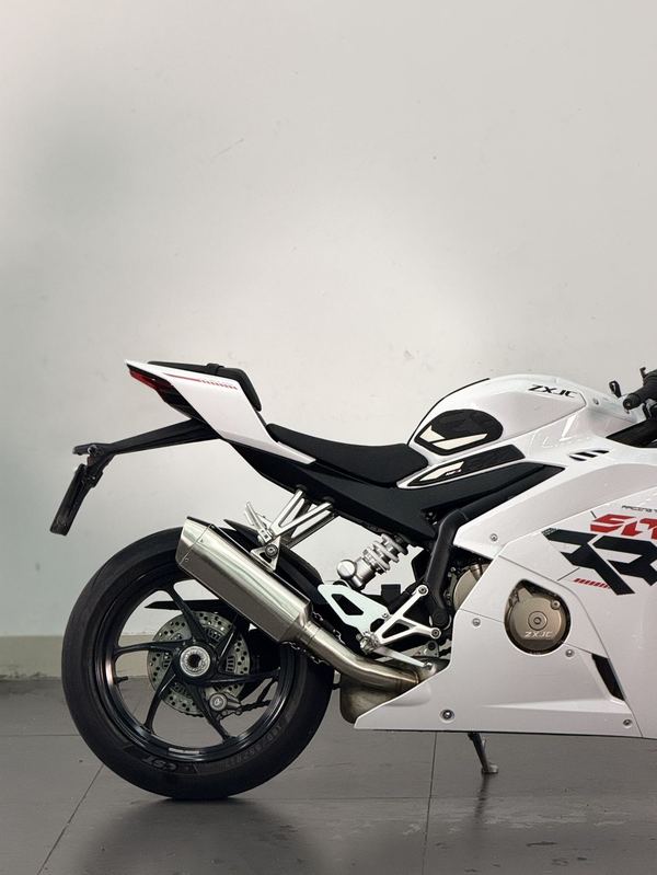 二手张雪机车500RR