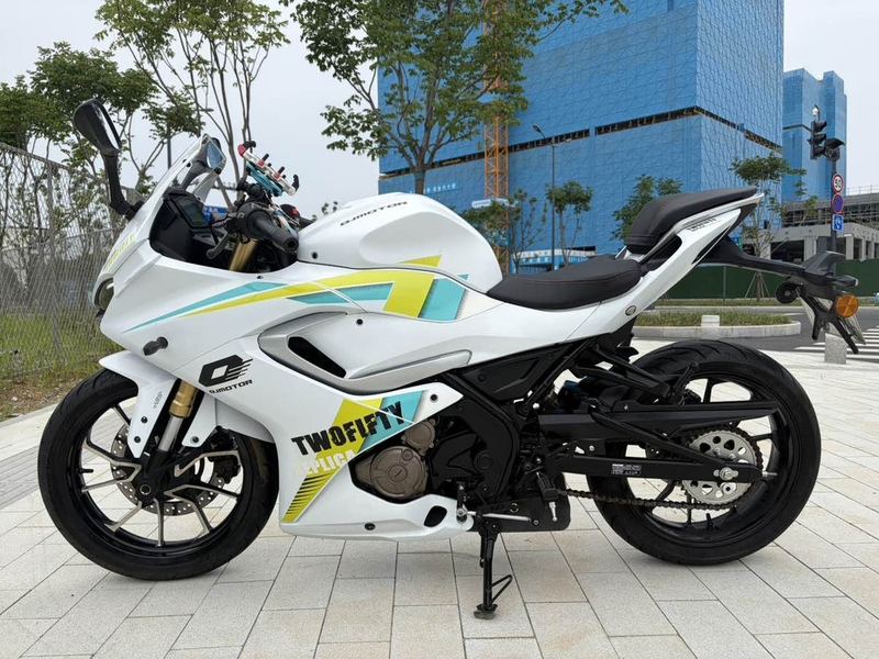 二手QJMOTOR赛250