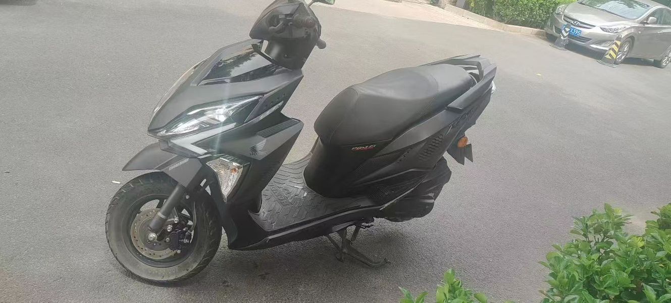 二手新大洲本田裂行 RX125Fi