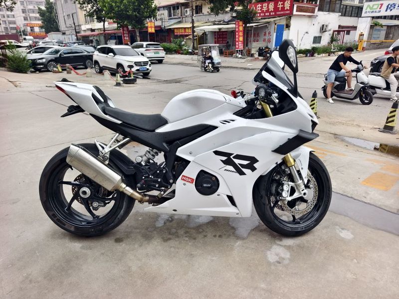 二手张雪机车500RR