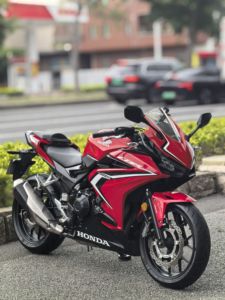 二手本田CBR400R