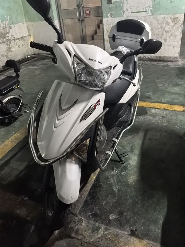 二手新大洲本田E影110 FI