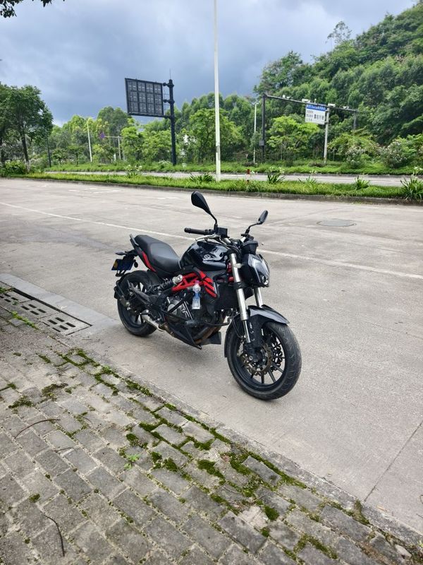 二手贝纳利蓝宝龙 BN302S