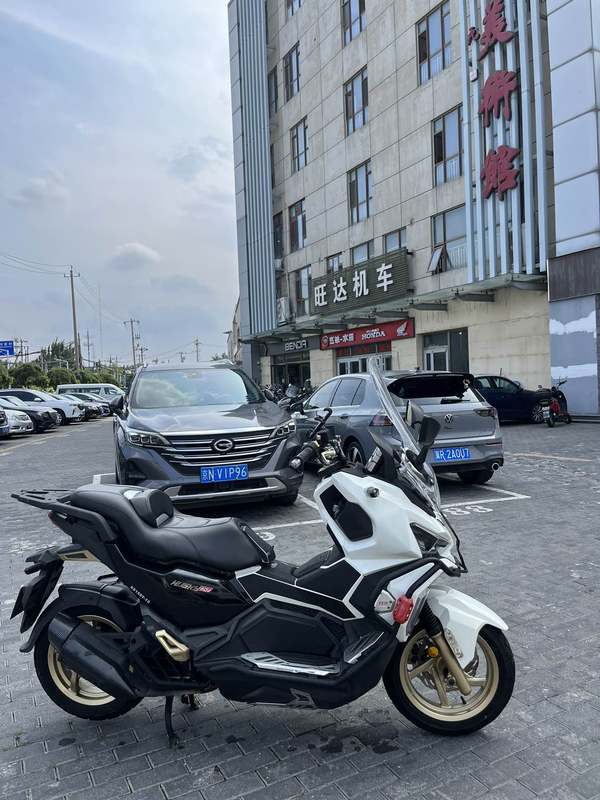 二手三阳哈士奇 Husky ADV150
