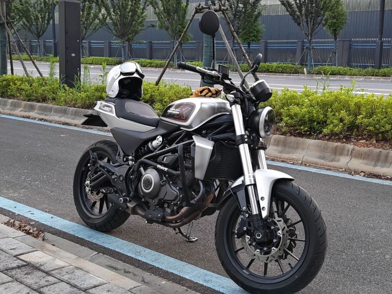 二手哈雷戴维森X 350