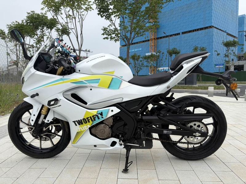 二手QJMOTOR赛250