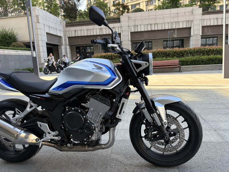 二手本田CB500 Super Four