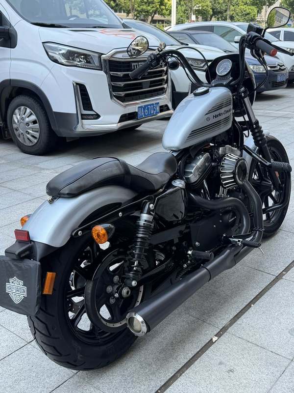 二手哈雷戴维森硬汉 lron 1200