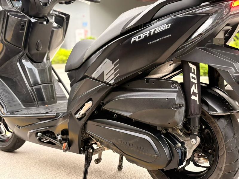 二手QJMOTOR鸿250