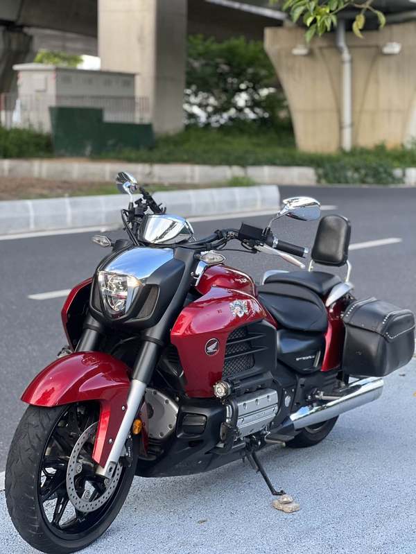 二手本田F6C Valkyrie