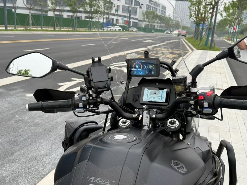 二手贝纳利TRK552