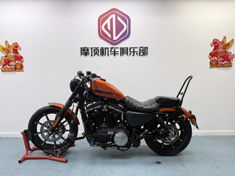 二手哈雷戴维森Iron883 硬汉