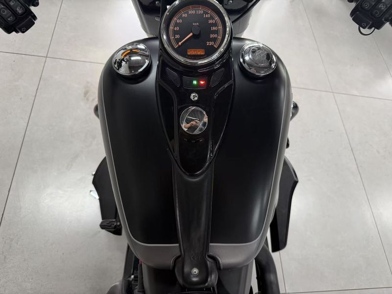 二手哈雷戴维森软尾司令Softail Slim