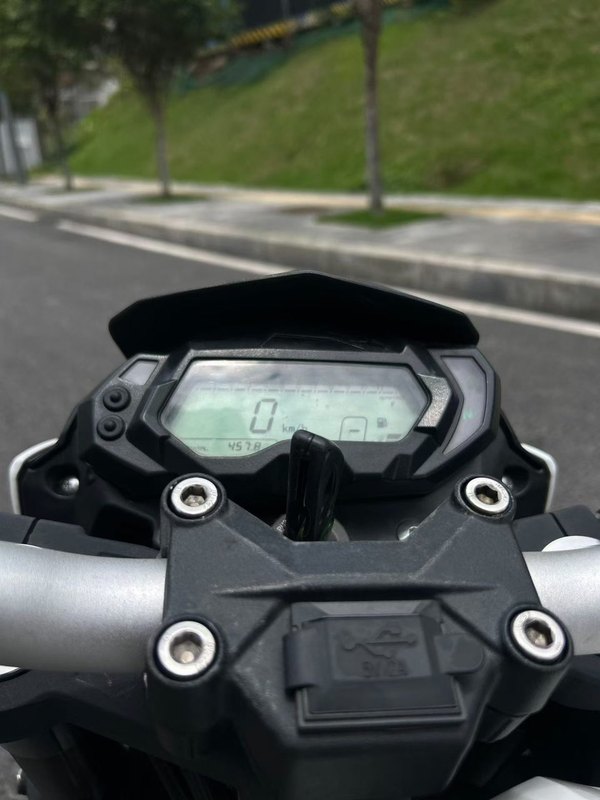 二手贝纳利红宝龙 TNT150i