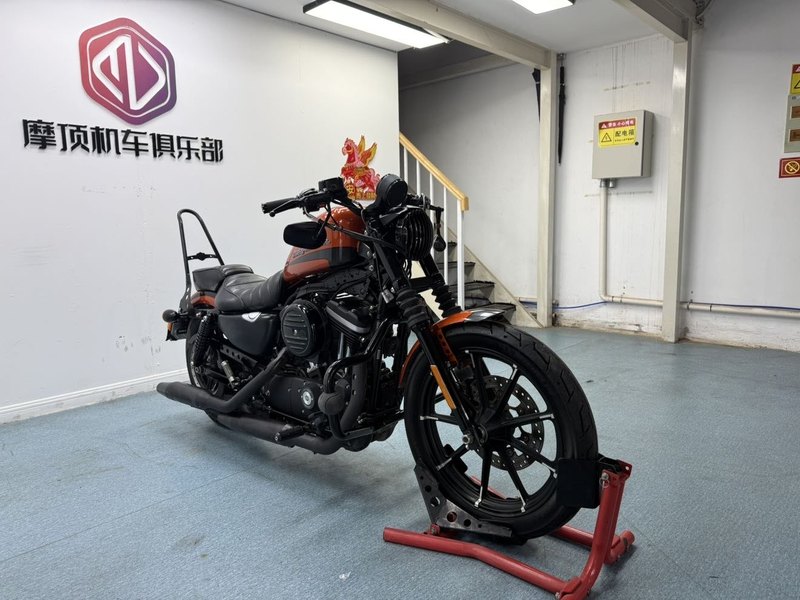 二手哈雷戴维森Iron883 硬汉